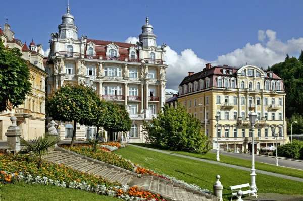 Lázeňský hotel HVĚZDA - SKALNÍK