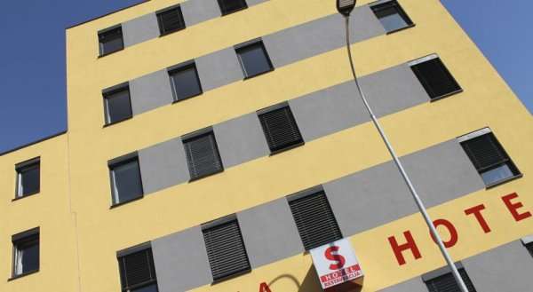 S Hotel