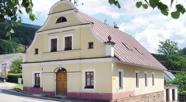 Apartment Cerny Dul 03