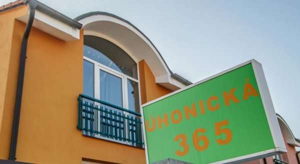 Apartment Jenec