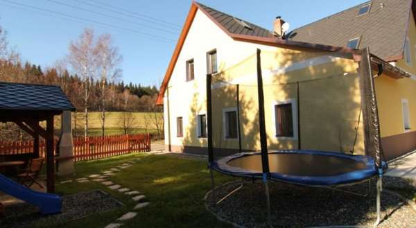 Apartment Ostružná