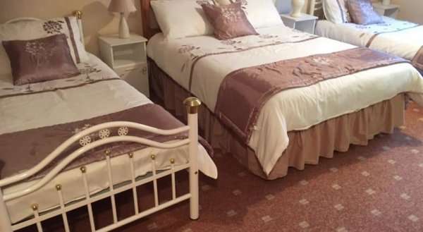 Lakemount House B&B