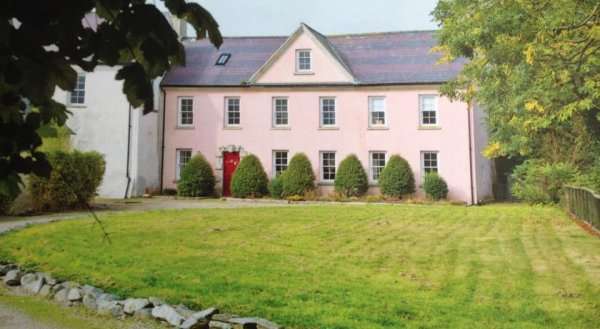 Richfield House And Ballymagyr Castle Cottages