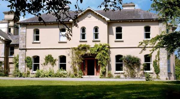 Rossnaree House