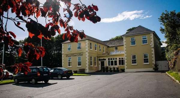 The Round Tower Hotel