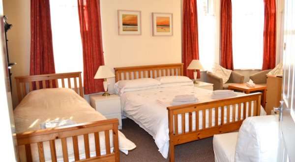 The Avenue Bed and Breakfast