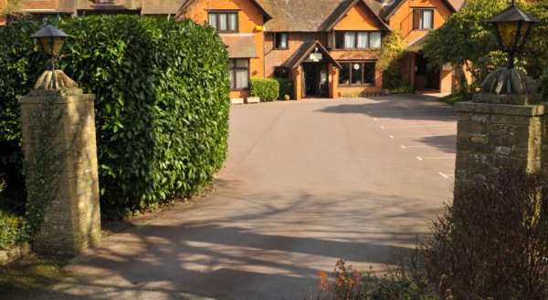 The Casa Hotel and Marco Pierre White Restaurant - Camberley West