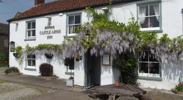 The Castle Arms Inn