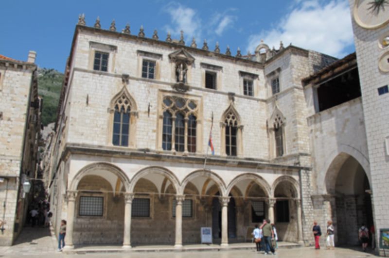 Dubrovnik -Palača Sponza